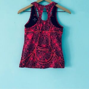 Athleta Energy Cairo Geo Cycling Built In Bra Tank Zipper Pocket S High Impact